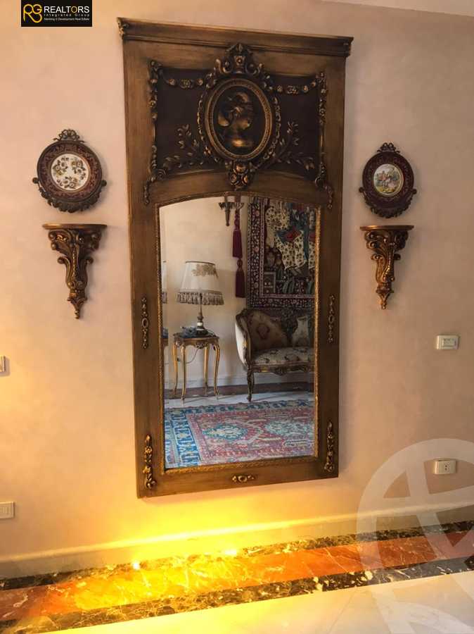 https://aqarmap.com.eg/ar/listing/4237264-for-sale-cairo-el-sheikh-zayed-city-compounds-in-sheikh-zayed-royal-city