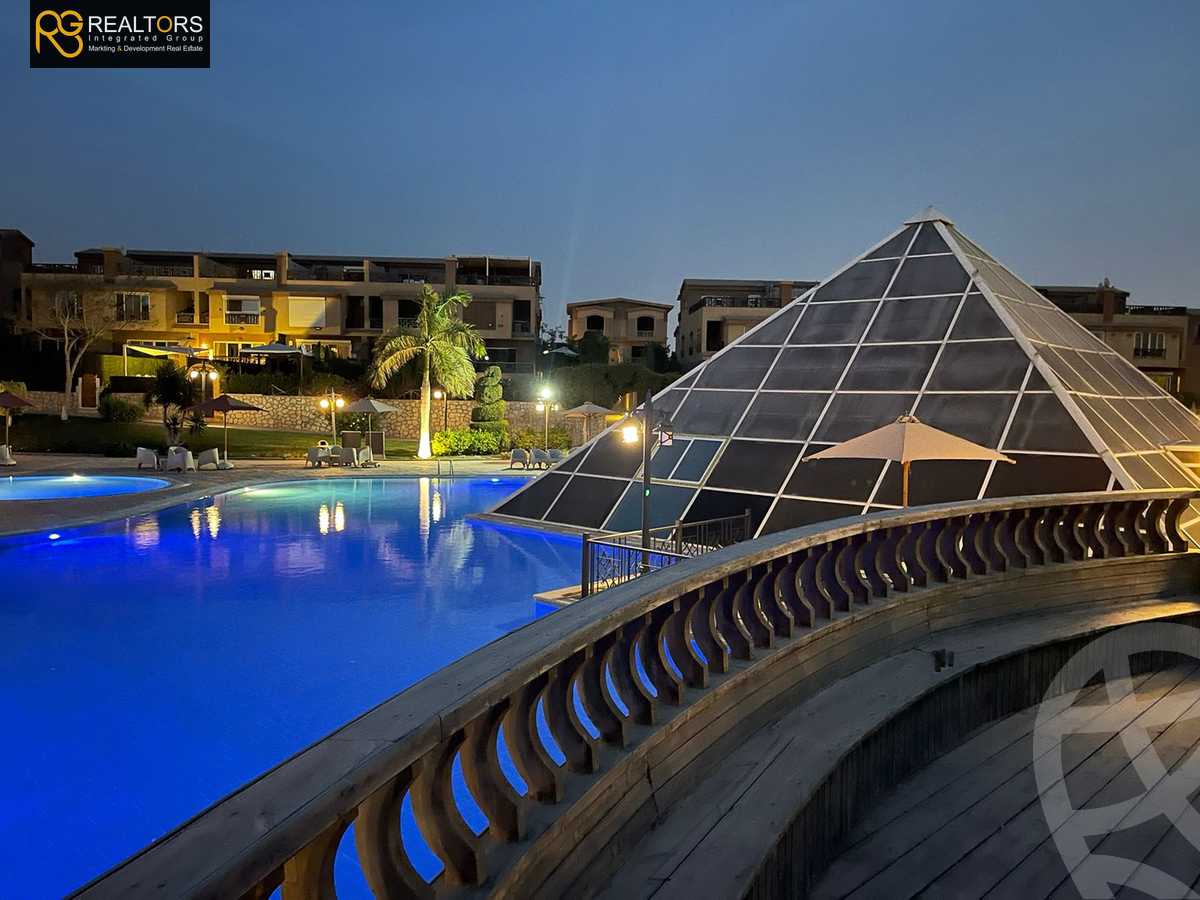 https://aqarmap.com.eg/ar/listing/4237546-for-sale-cairo-el-sheikh-zayed-city-compounds-in-sheikh-zayed-pyramids-walk