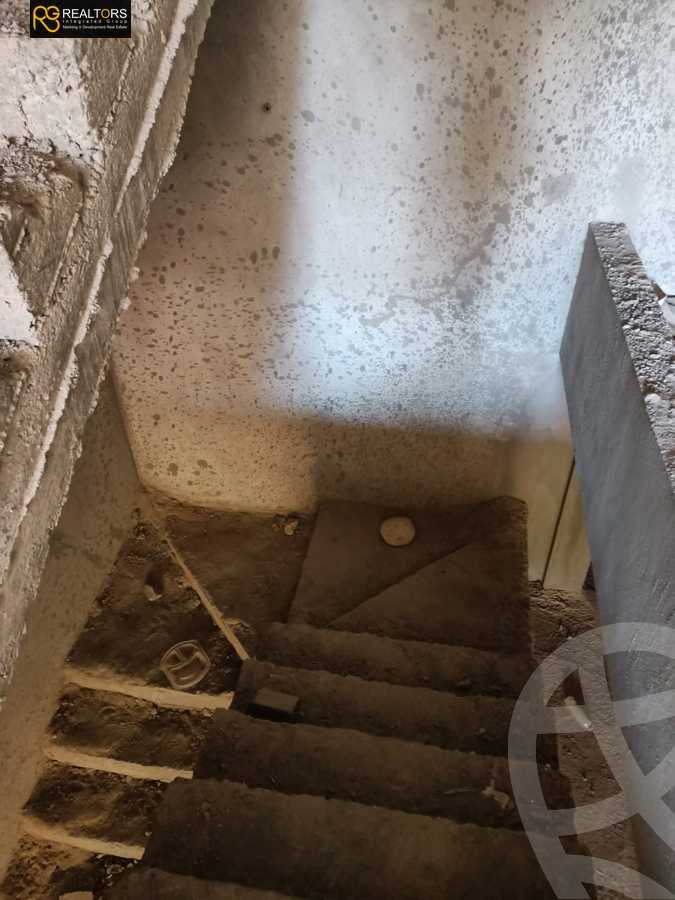 https://aqarmap.com.eg/ar/listing/4237546-for-sale-cairo-el-sheikh-zayed-city-compounds-in-sheikh-zayed-pyramids-walk