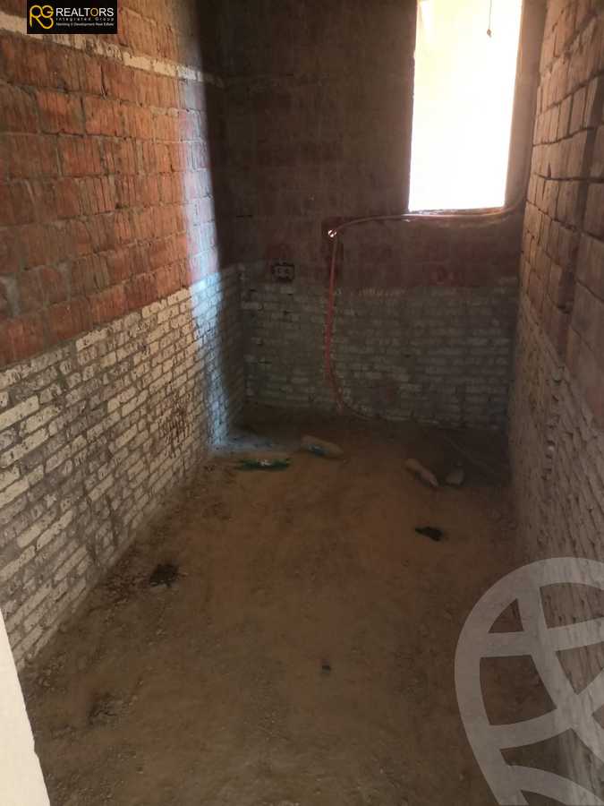 https://aqarmap.com.eg/ar/listing/4237546-for-sale-cairo-el-sheikh-zayed-city-compounds-in-sheikh-zayed-pyramids-walk