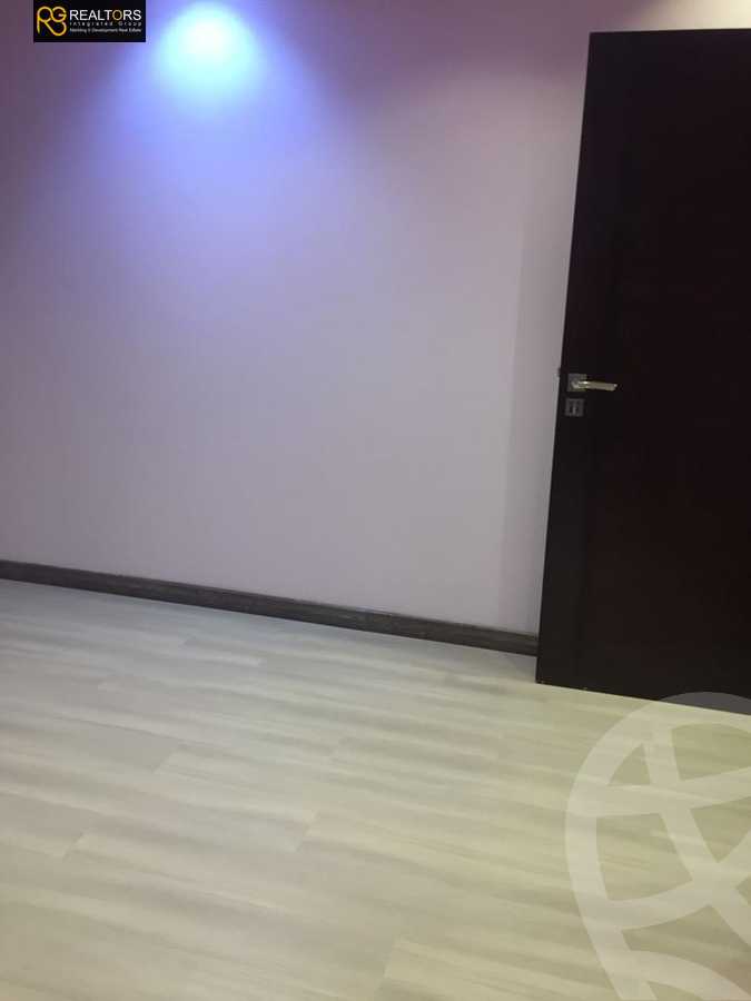 https://aqarmap.com.eg/en/listing/4237742-for-sale-cairo-6th-of-october-compound-reem-residence