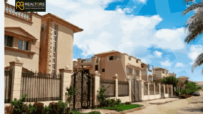 https://aqarmap.com.eg/ar/listing/4237279-for-sale-cairo-el-sheikh-zayed-city-compounds-in-sheikh-zayed-royal-city