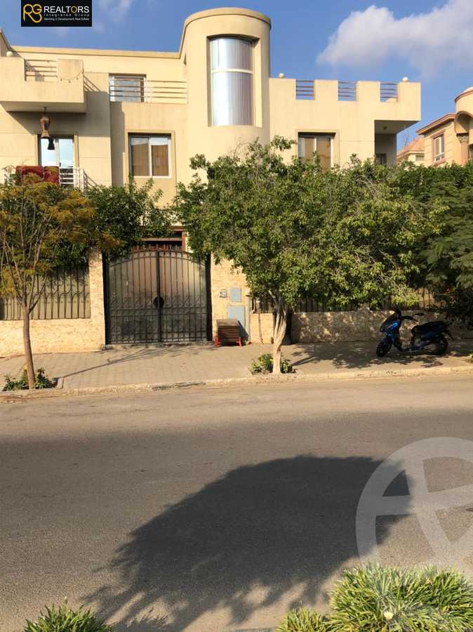 https://aqarmap.com.eg/ar/listing/4237976-for-sale-cairo-el-sheikh-zayed-city-compounds-in-sheikh-zayed-beverly-hills