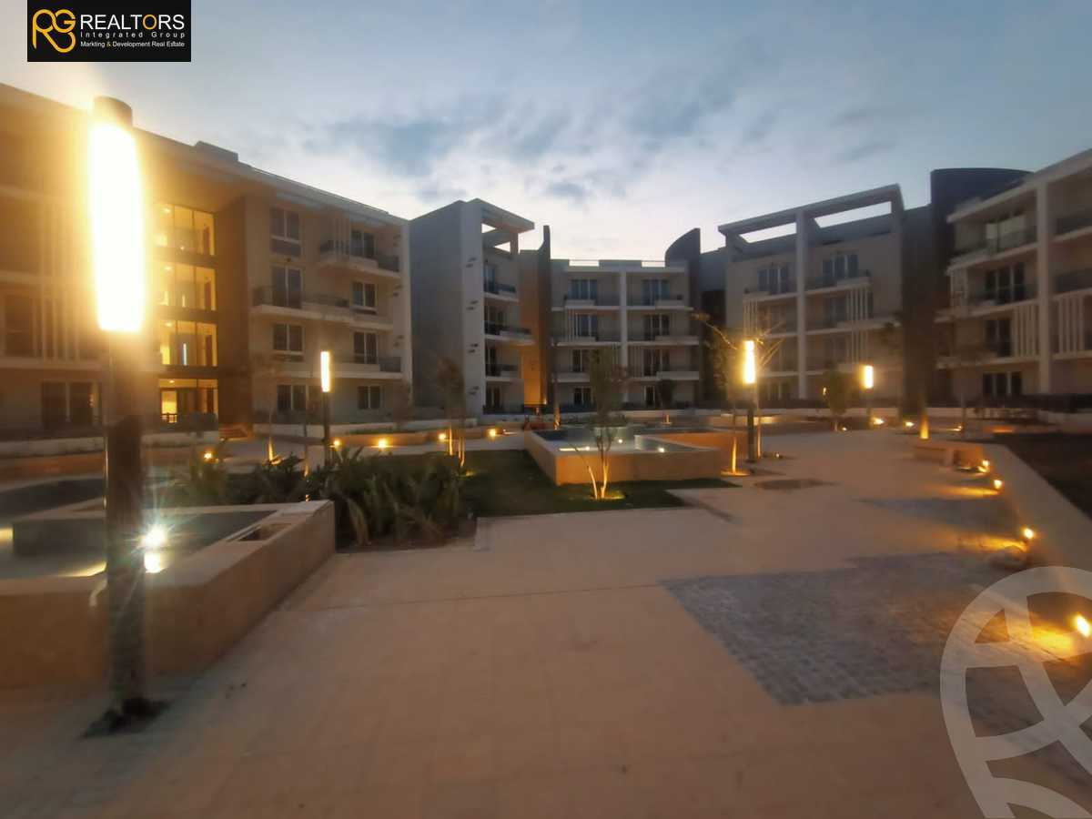 https://aqarmap.com.eg/ar/listing/4238253-for-sale-cairo-6th-of-october-compound-pyramids-heights