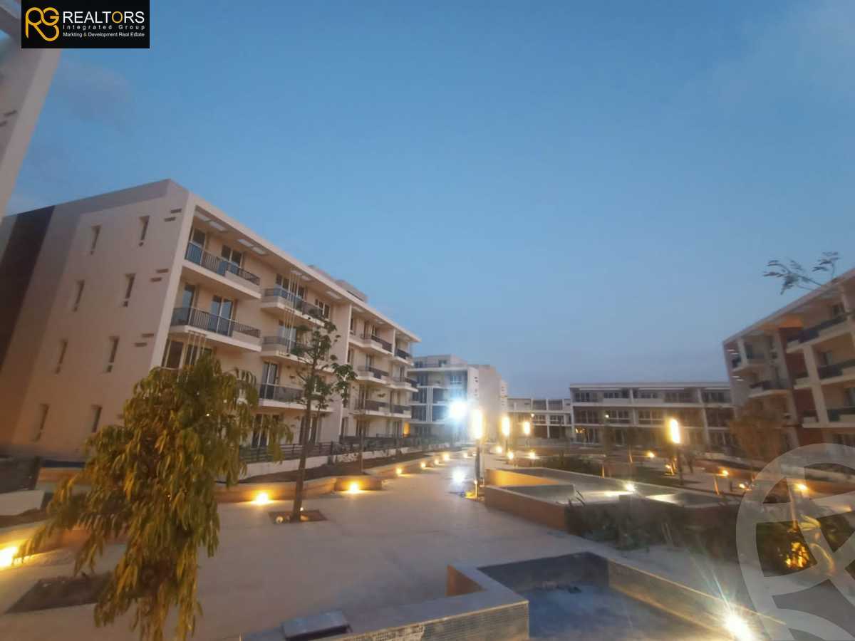https://aqarmap.com.eg/ar/listing/4238253-for-sale-cairo-6th-of-october-compound-pyramids-heights