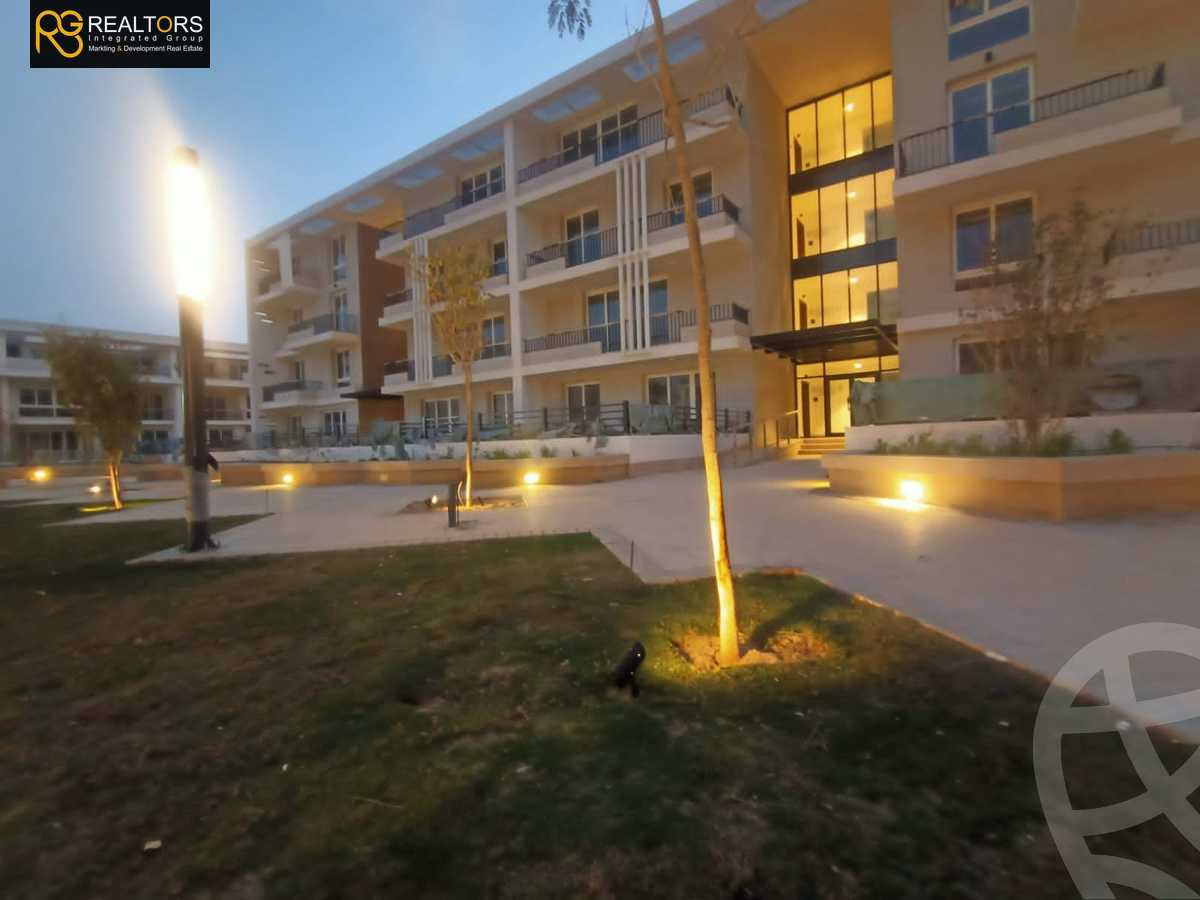 https://aqarmap.com.eg/ar/listing/4238253-for-sale-cairo-6th-of-october-compound-pyramids-heights