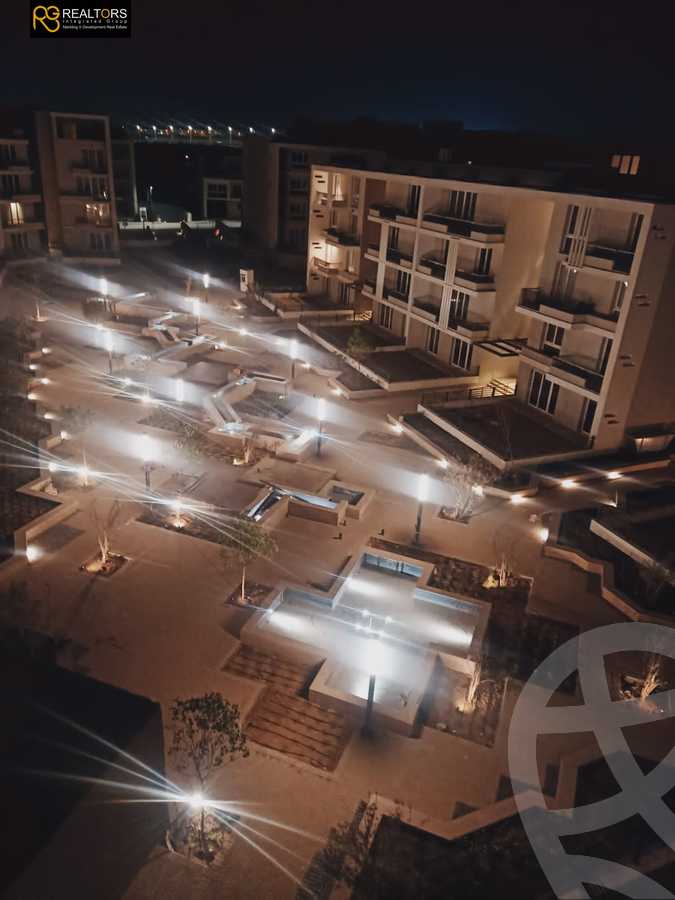 https://aqarmap.com.eg/ar/listing/4238253-for-sale-cairo-6th-of-october-compound-pyramids-heights