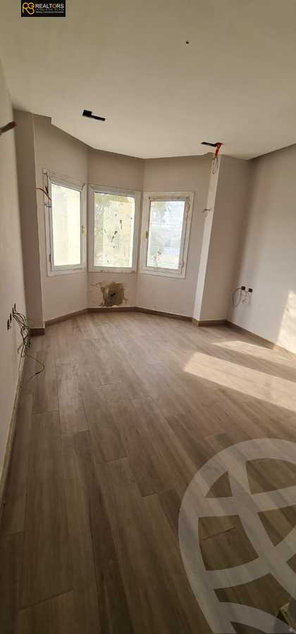 https://aqarmap.com.eg/en/listing/4254019-for-sale-cairo-6th-of-october-compounds-mountain-view-giza-plateau