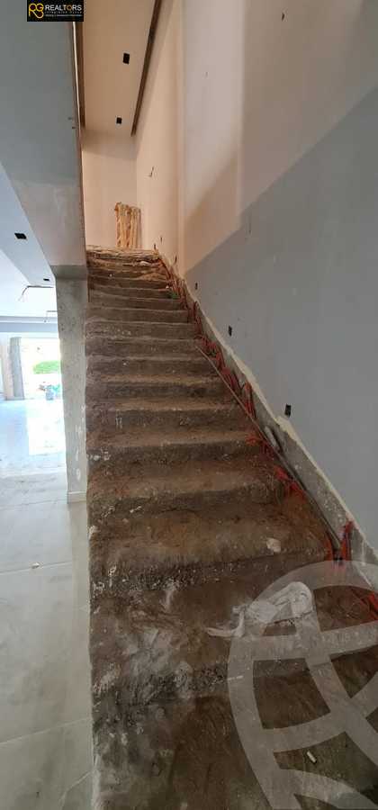 https://aqarmap.com.eg/en/listing/4254019-for-sale-cairo-6th-of-october-compounds-mountain-view-giza-plateau