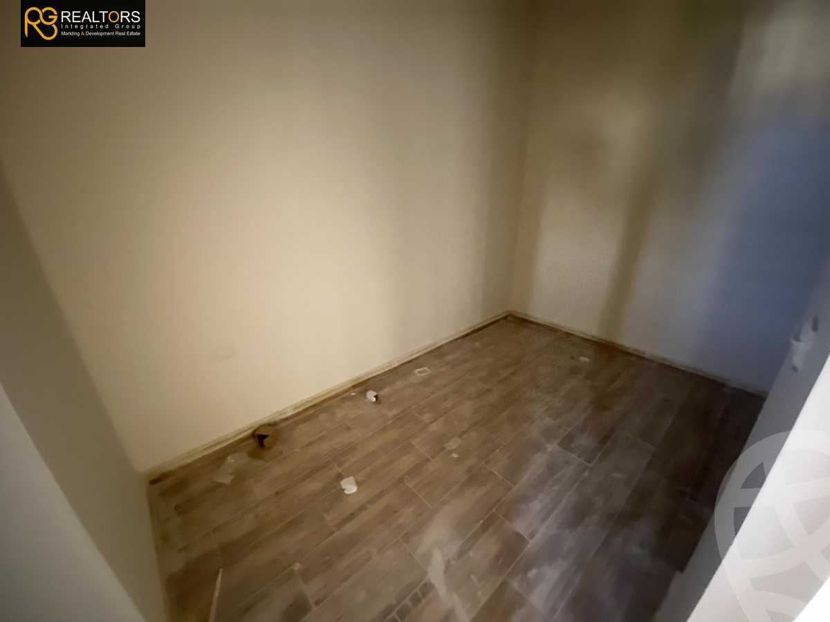 https://aqarmap.com.eg/ar/listing/4255365-for-rent-cairo-6th-of-october-compound-rihana