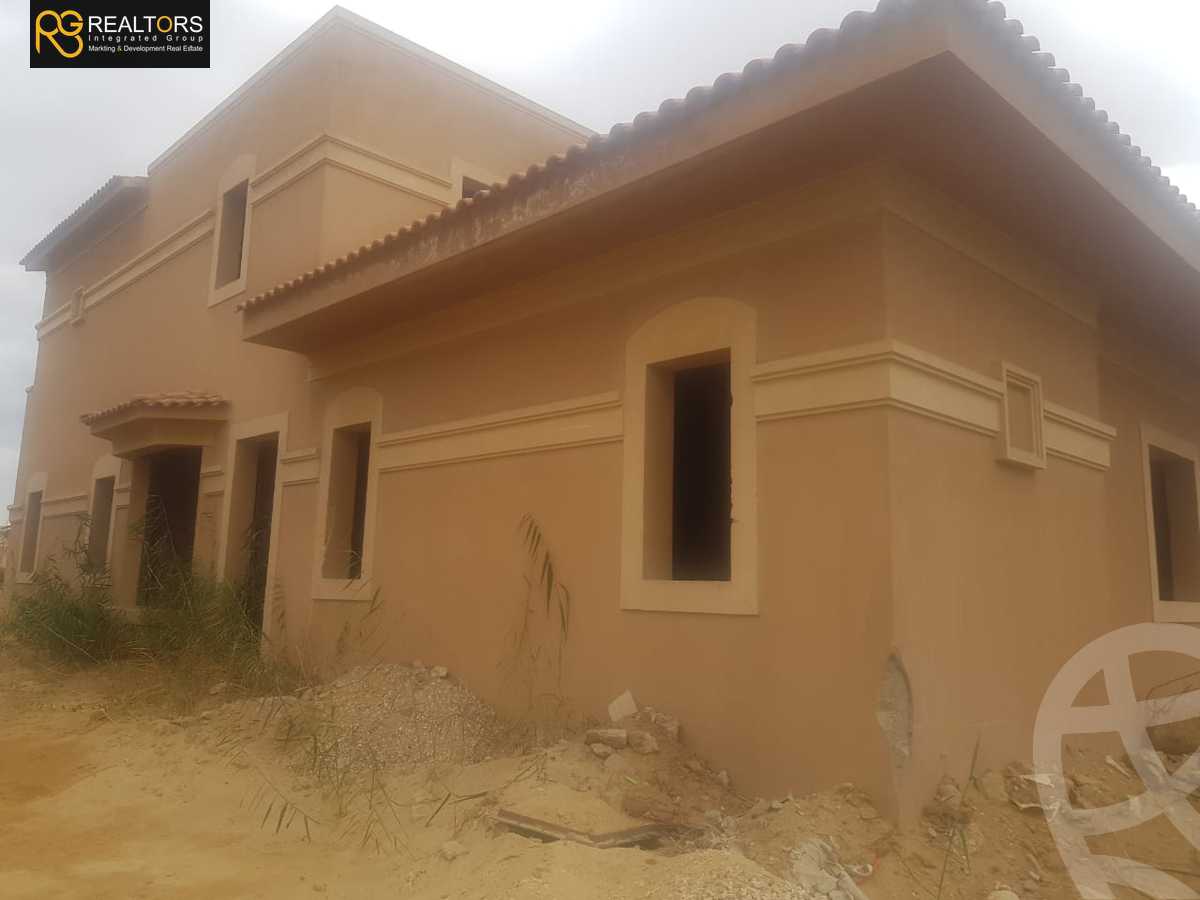 https://aqarmap.com.eg/en/listing/4256358-for-sale-cairo-new-cairo-compounds-swan-lake