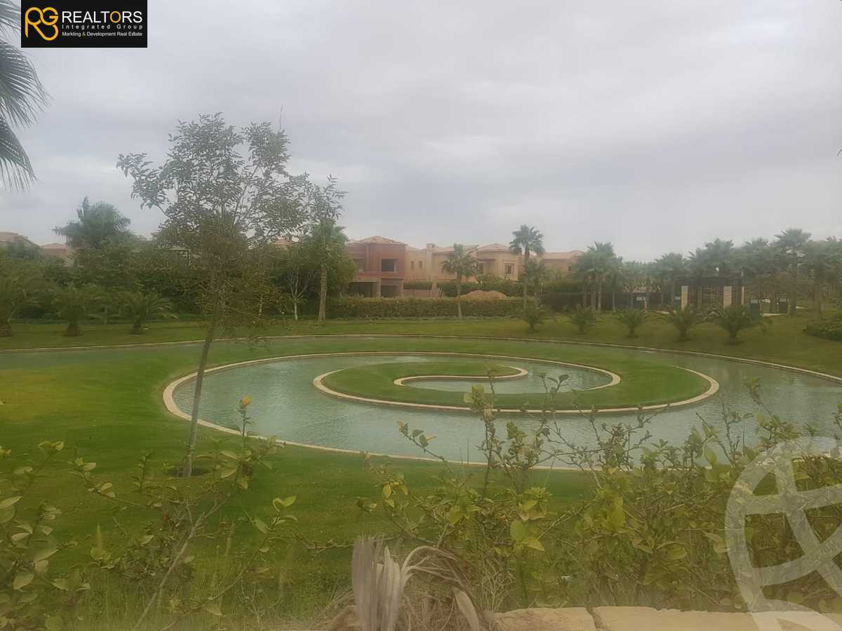 https://aqarmap.com.eg/en/listing/4256358-for-sale-cairo-new-cairo-compounds-swan-lake