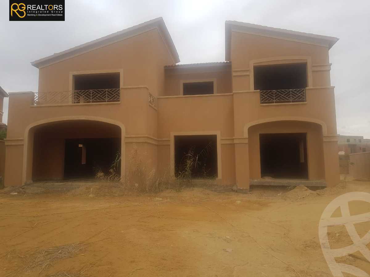https://aqarmap.com.eg/en/listing/4256358-for-sale-cairo-new-cairo-compounds-swan-lake