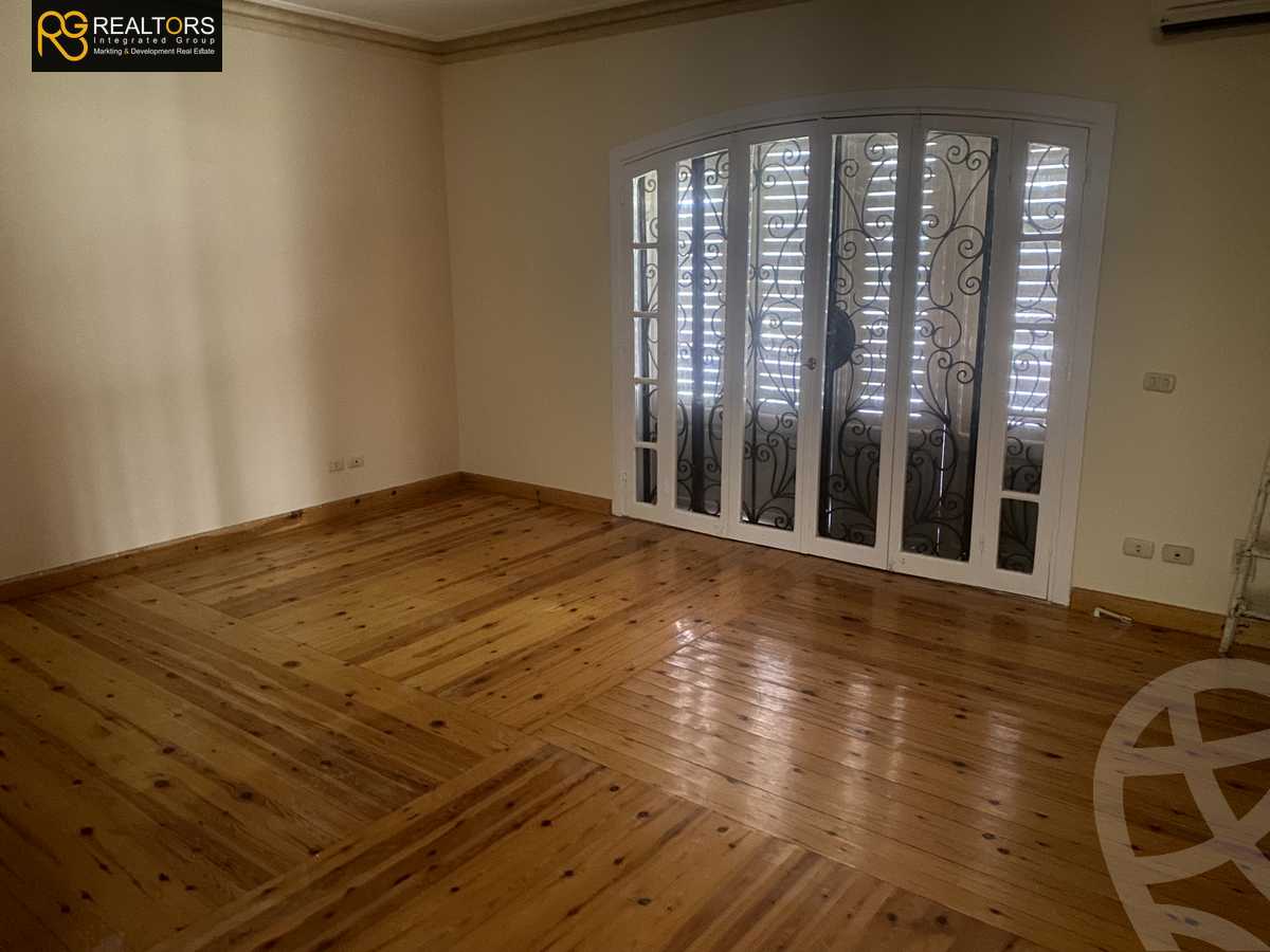 https://aqarmap.com.eg/ar/listing/4145914-for-sale-cairo-6th-of-october-compound-mena-garden-city