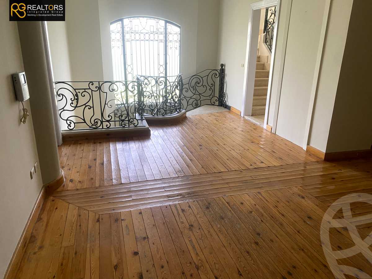 https://aqarmap.com.eg/ar/listing/4145914-for-sale-cairo-6th-of-october-compound-mena-garden-city