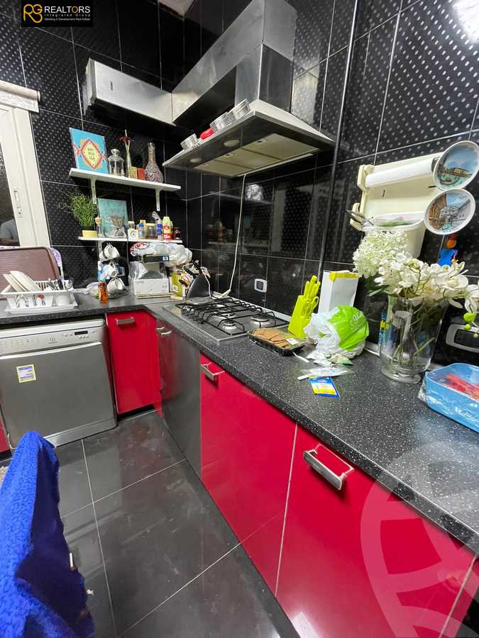 https://aqarmap.com.eg/en/listing/4259315-for-sale-cairo-el-sheikh-zayed-city-compounds-wyst-ln-blm-hylz-llttwyr