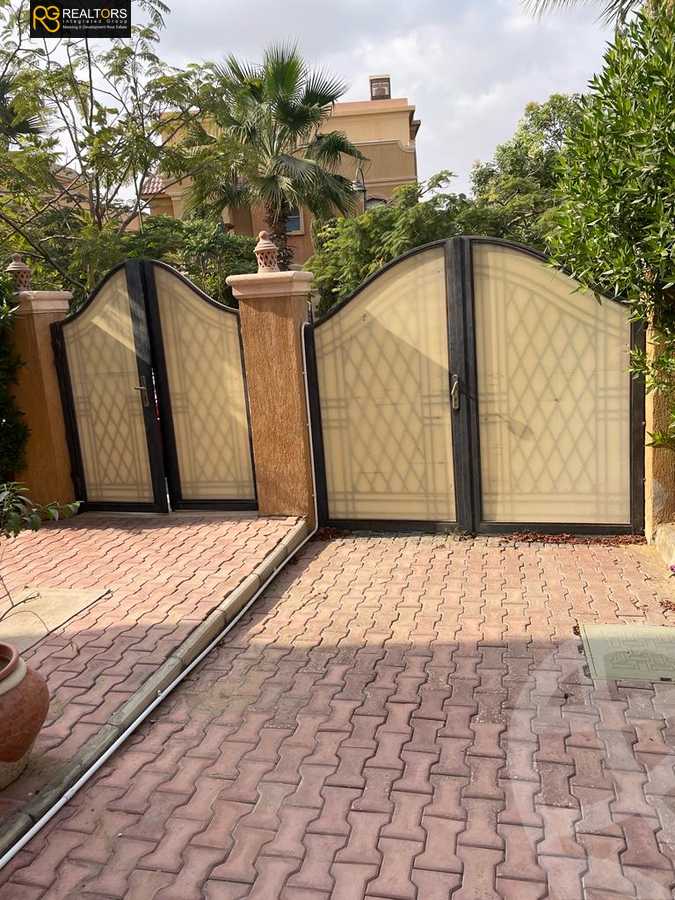 https://aqarmap.com.eg/en/listing/4259315-for-sale-cairo-el-sheikh-zayed-city-compounds-wyst-ln-blm-hylz-llttwyr