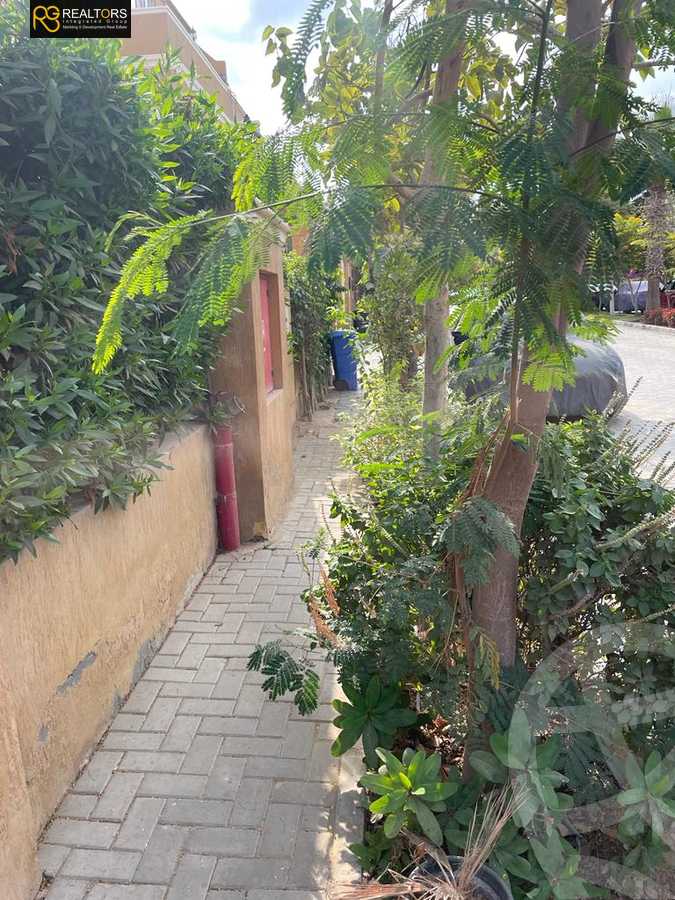 https://aqarmap.com.eg/en/listing/4259315-for-sale-cairo-el-sheikh-zayed-city-compounds-wyst-ln-blm-hylz-llttwyr