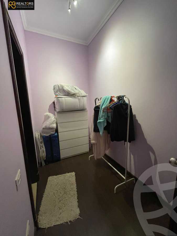 https://aqarmap.com.eg/en/listing/4259315-for-sale-cairo-el-sheikh-zayed-city-compounds-wyst-ln-blm-hylz-llttwyr