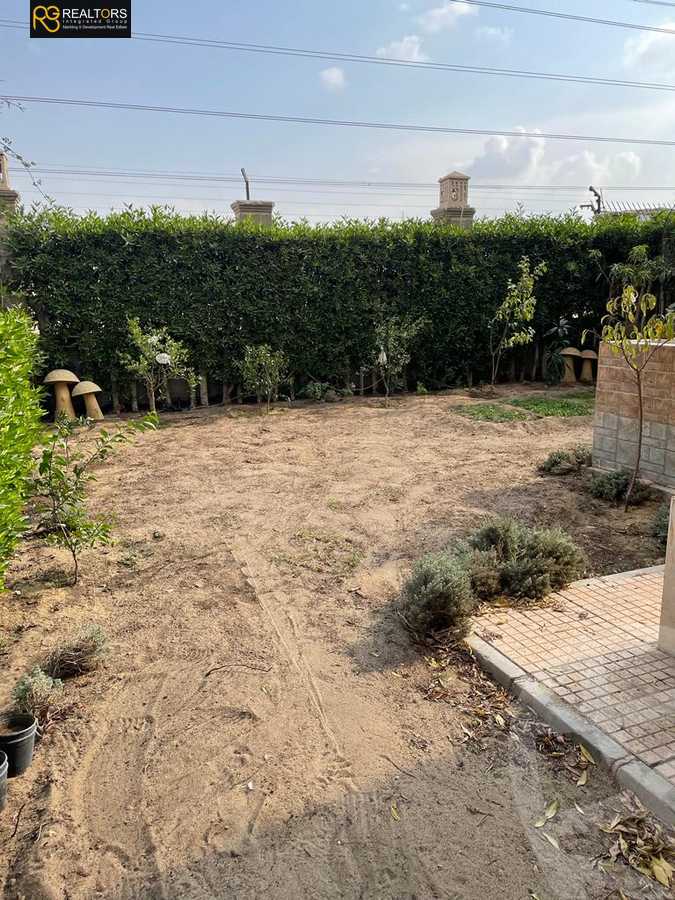 https://aqarmap.com.eg/en/listing/4259315-for-sale-cairo-el-sheikh-zayed-city-compounds-wyst-ln-blm-hylz-llttwyr