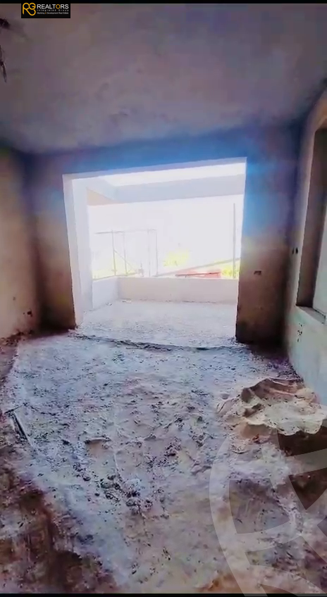 https://aqarmap.com.eg/ar/listing/4270156-for-sale-cairo-el-sheikh-zayed-city-compounds-in-sheikh-zayed-beverly-hills
