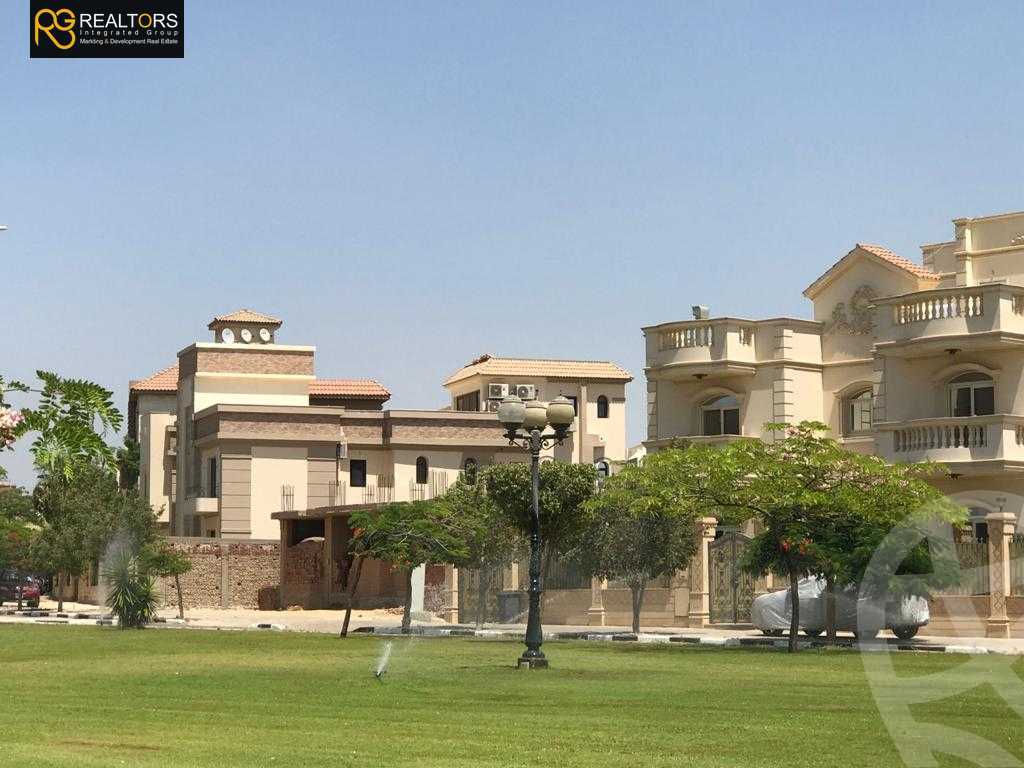 https://aqarmap.com.eg/ar/listing/4270162-for-sale-cairo-el-sheikh-zayed-city-compounds-in-sheikh-zayed-beverly-hills