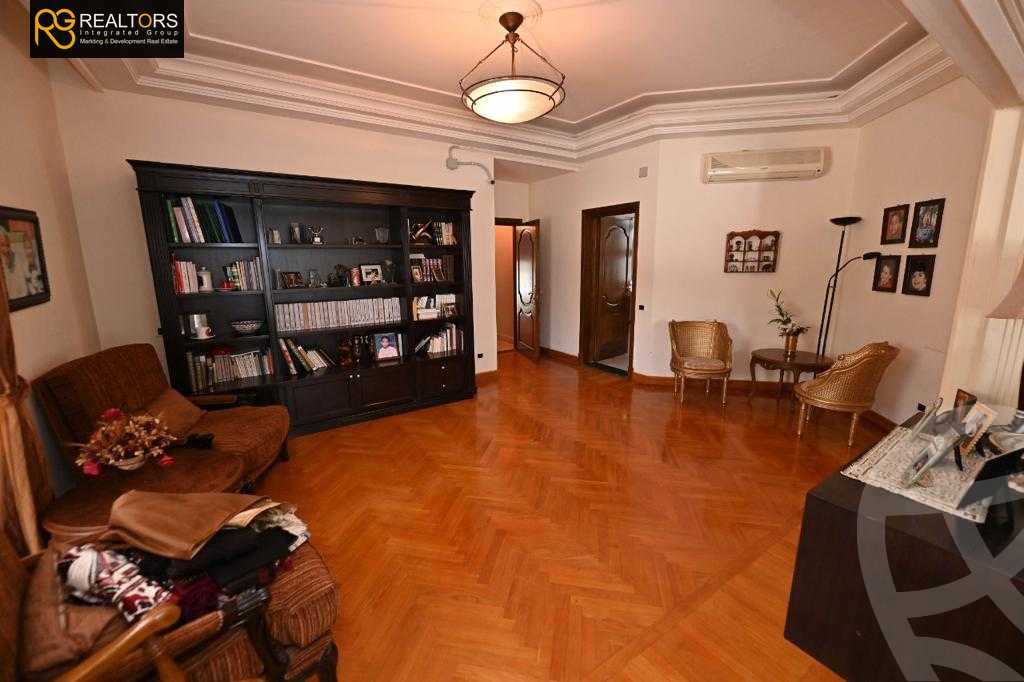https://aqarmap.com.eg/en/listing/4272077-for-sale-cairo-6th-of-october-shr-drym-lnd