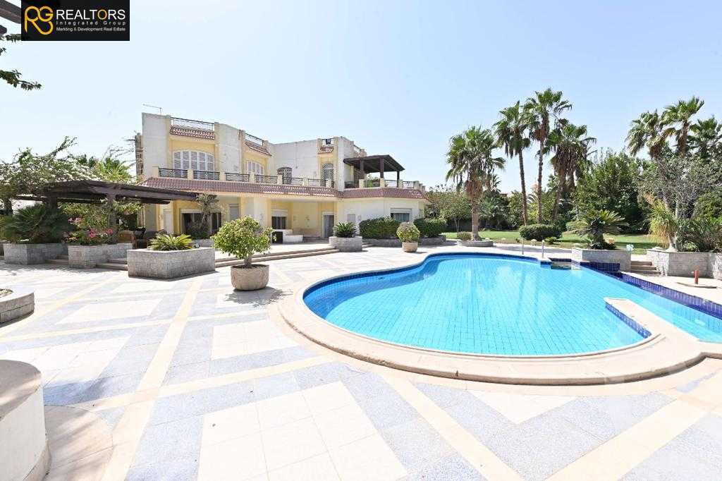 https://aqarmap.com.eg/en/listing/4272077-for-sale-cairo-6th-of-october-shr-drym-lnd