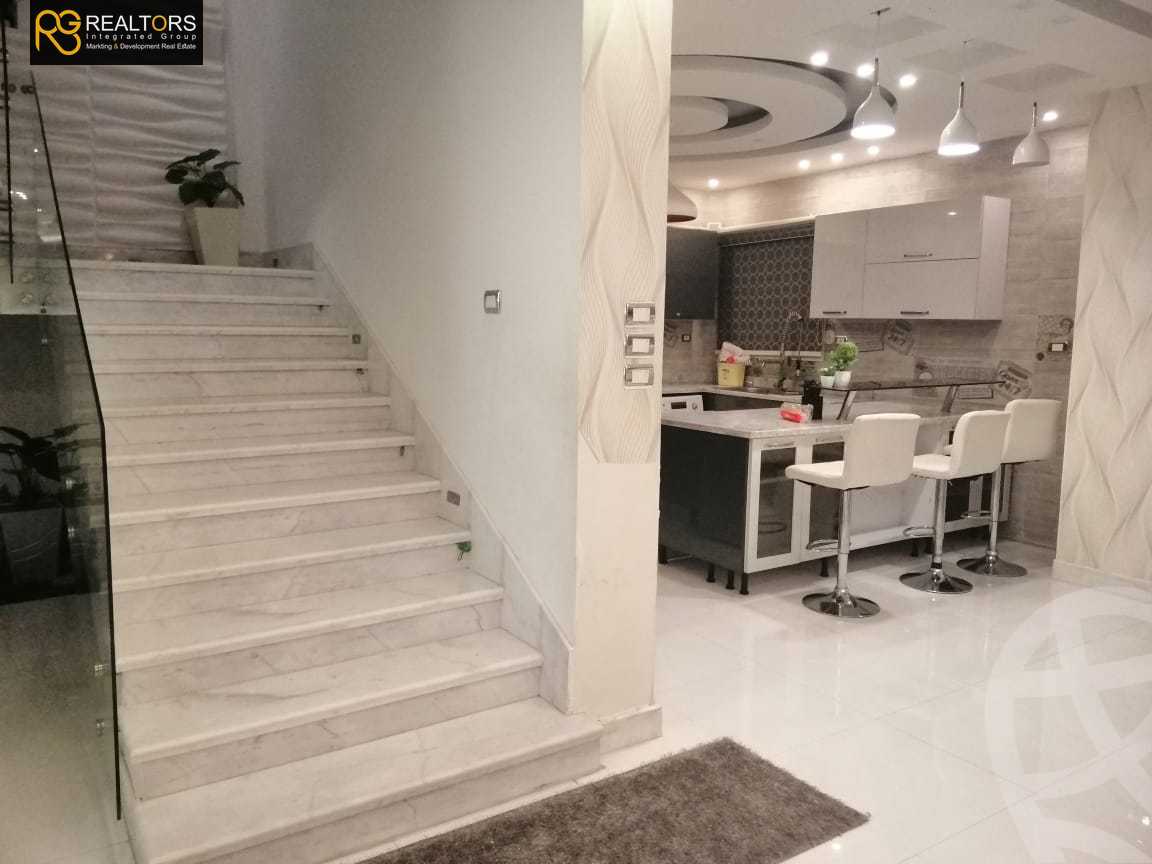 https://aqarmap.com.eg/en/listing/4273506-for-sale-cairo-6th-of-october-shr-drym-lnd