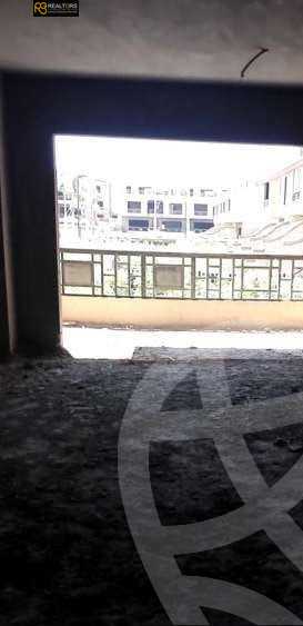https://aqarmap.com.eg/en/listing/4286296-for-sale-cairo-el-sheikh-zayed-city-compounds-in-sheikh-zayed-pyramids-walk
