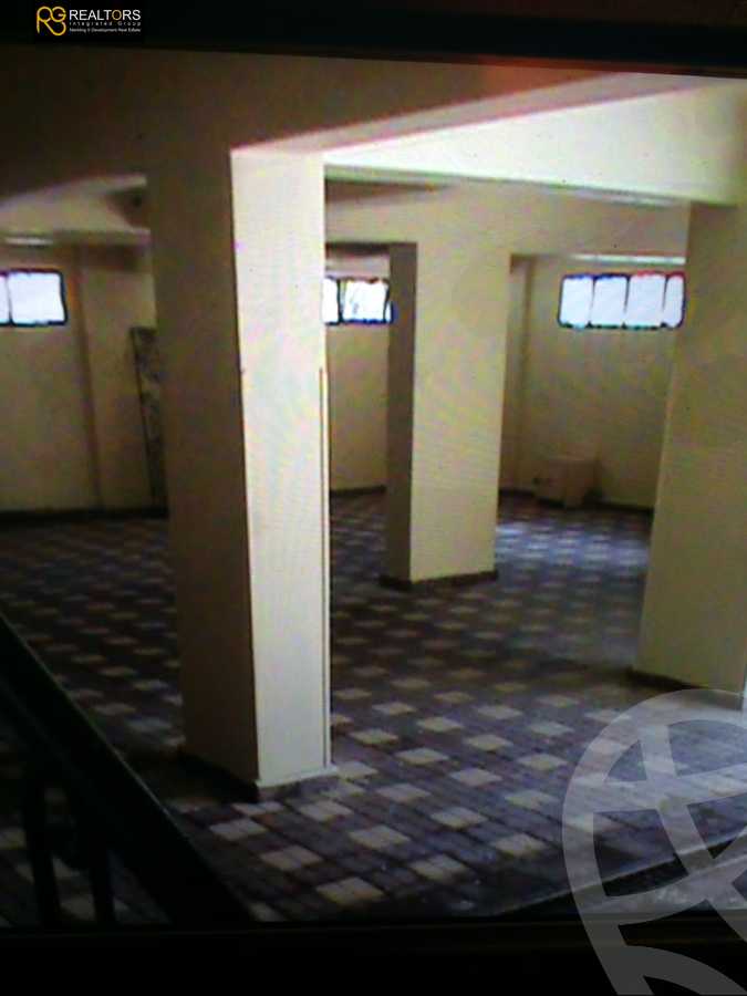https://aqarmap.com.eg/en/listing/4288303-for-sale-cairo-6th-of-october-featured-neighborhood-first-touristic-village-el-shaheed-mohammed-abdul-latif-alshimi-st