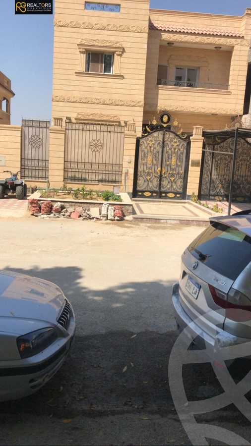 https://aqarmap.com.eg/en/listing/4288368-for-sale-cairo-6th-of-october-shr-drym-lnd
