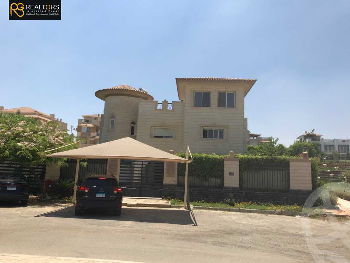 https://aqarmap.com.eg/ar/listing/4300944-for-sale-cairo-el-sheikh-zayed-city-compounds-in-sheikh-zayed-royal-city