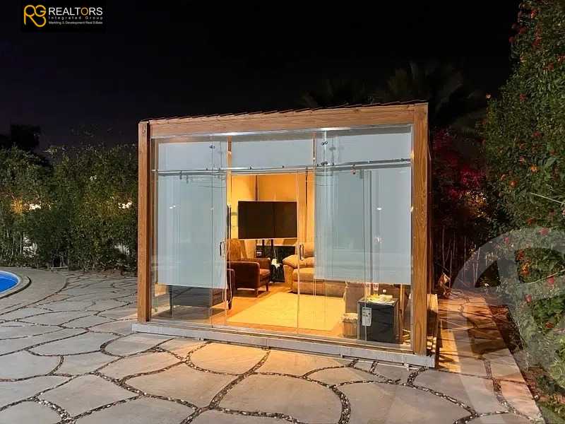 https://aqarmap.com.eg/ar/listing/4301017-for-sale-cairo-el-sheikh-zayed-city-compounds-in-sheikh-zayed-royal-city