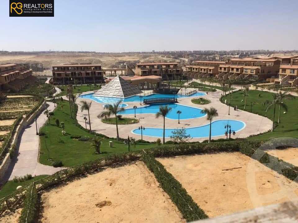 https://aqarmap.com.eg/en/listing/4301570-for-sale-cairo-el-sheikh-zayed-city-compounds-in-sheikh-zayed-pyramids-walk