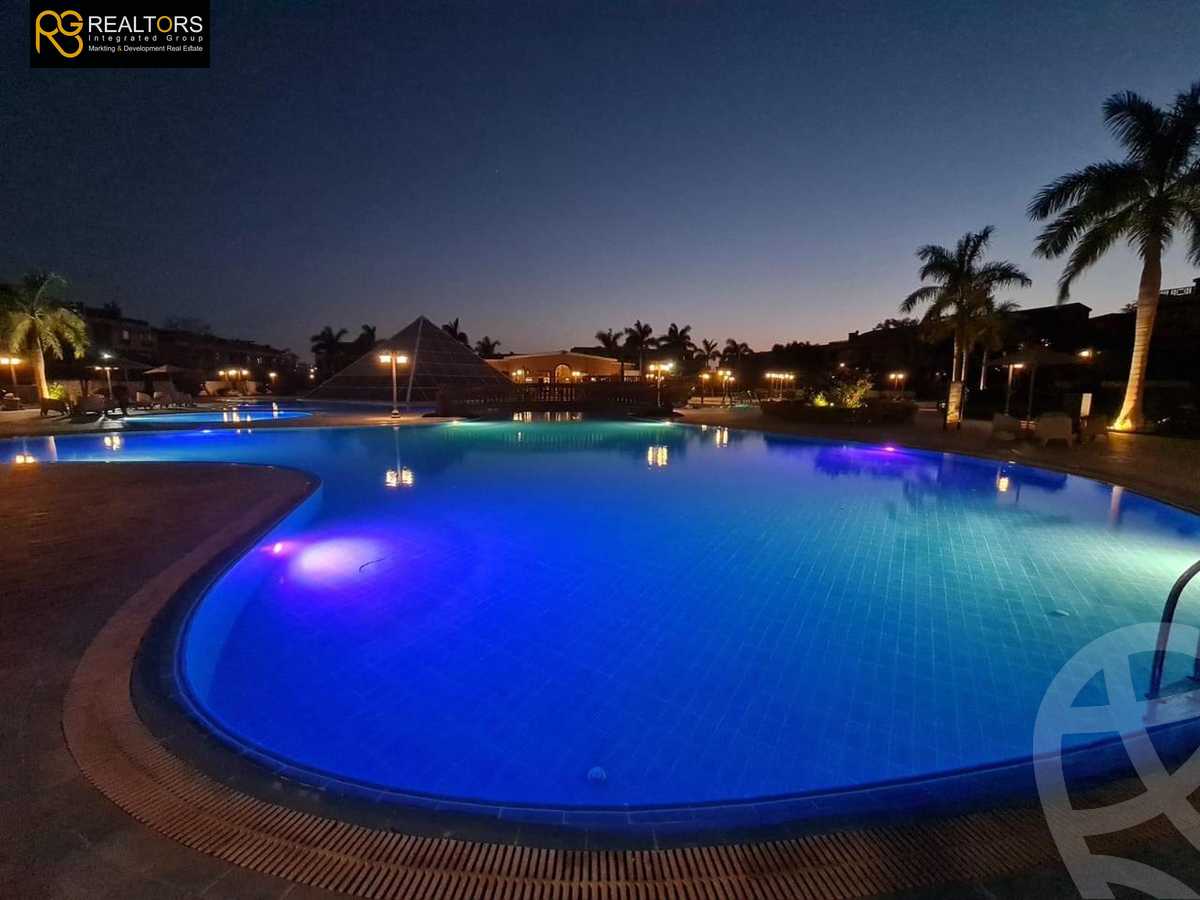 https://aqarmap.com.eg/en/listing/4301570-for-sale-cairo-el-sheikh-zayed-city-compounds-in-sheikh-zayed-pyramids-walk