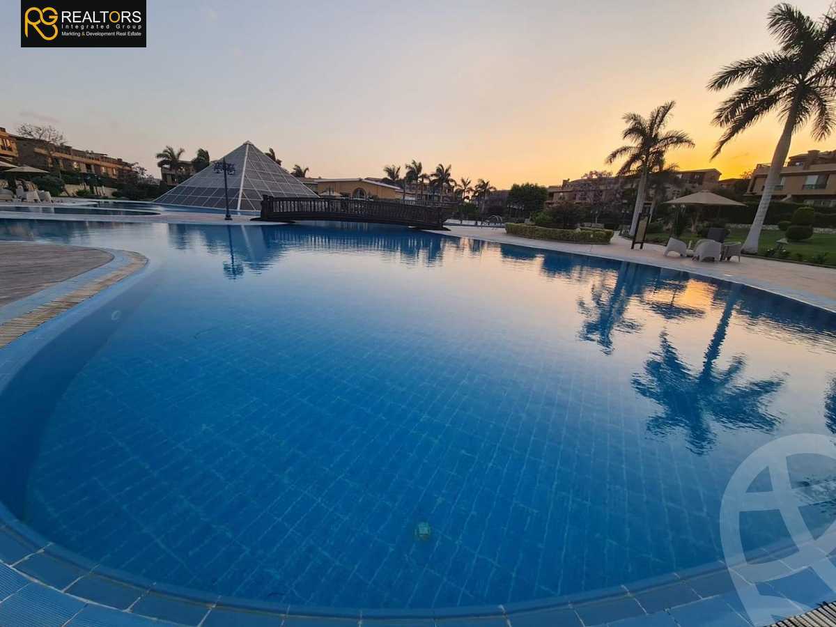 https://aqarmap.com.eg/en/listing/4301570-for-sale-cairo-el-sheikh-zayed-city-compounds-in-sheikh-zayed-pyramids-walk