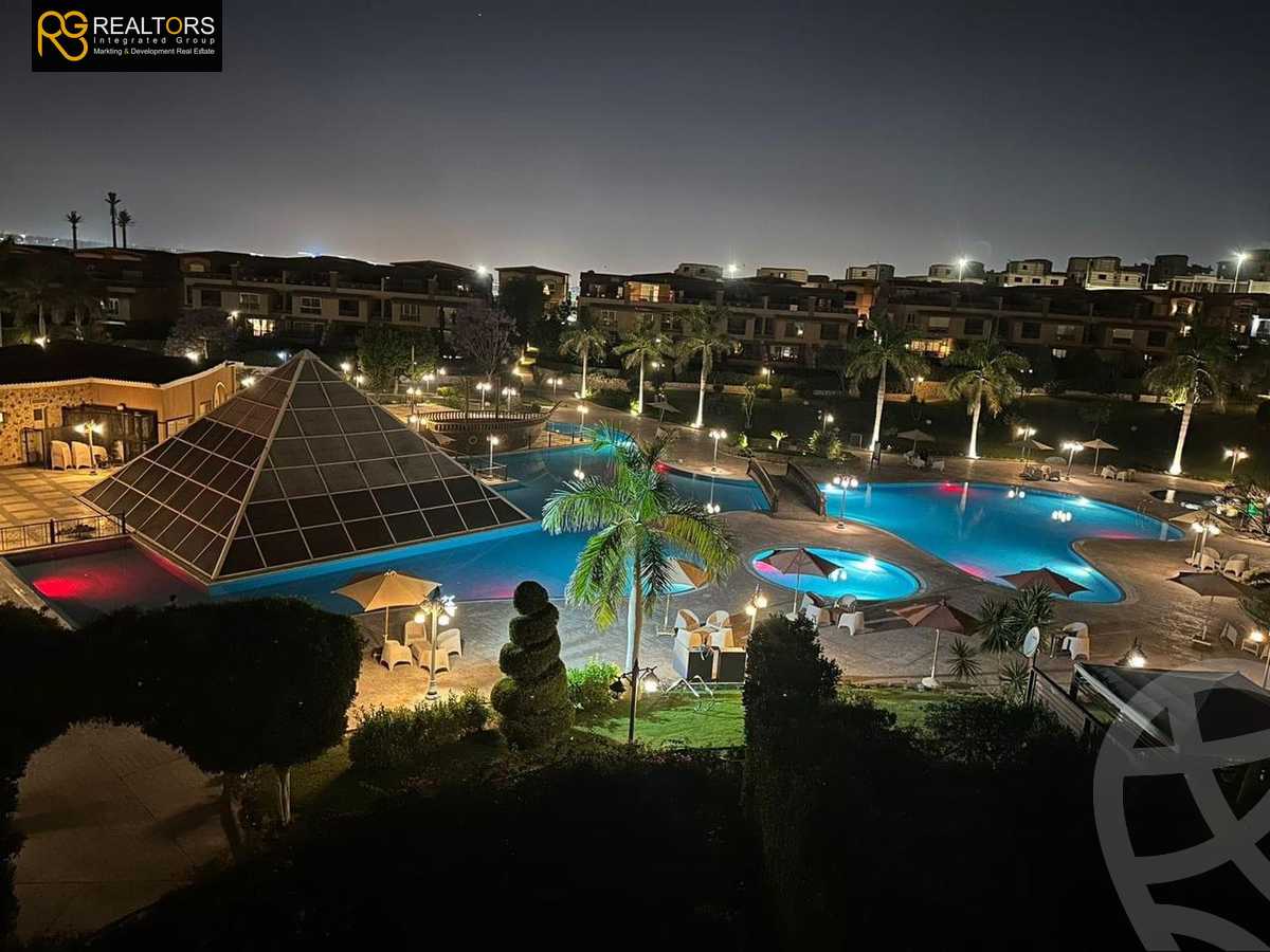 https://aqarmap.com.eg/en/listing/4301570-for-sale-cairo-el-sheikh-zayed-city-compounds-in-sheikh-zayed-pyramids-walk