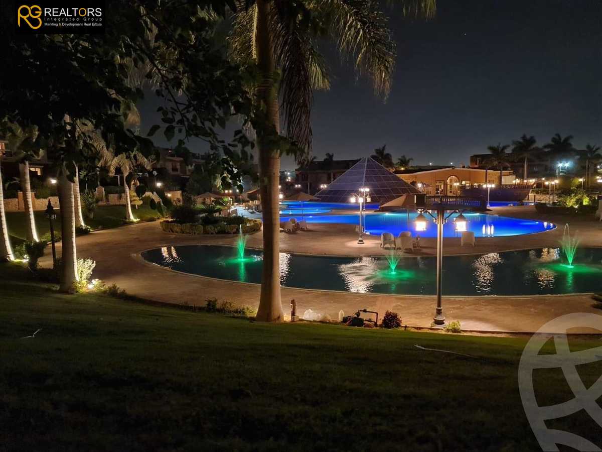 https://aqarmap.com.eg/en/listing/4301570-for-sale-cairo-el-sheikh-zayed-city-compounds-in-sheikh-zayed-pyramids-walk