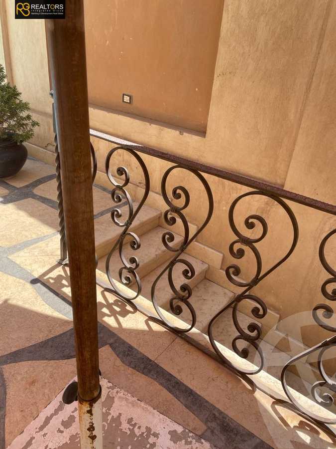 https://aqarmap.com.eg/ar/listing/4302551-for-sale-cairo-el-sheikh-zayed-city-compounds-in-sheikh-zayed-beverly-hills