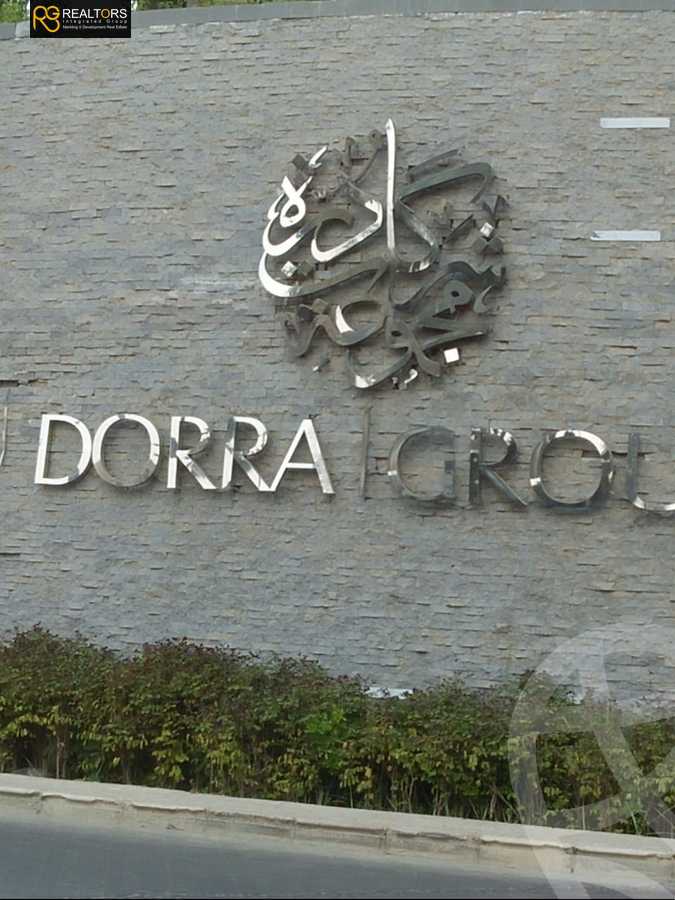 https://aqarmap.com.eg/ar/listing/4310286-for-sale-cairo-el-sheikh-zayed-city-compounds-in-sheikh-zayed-the-courtyard