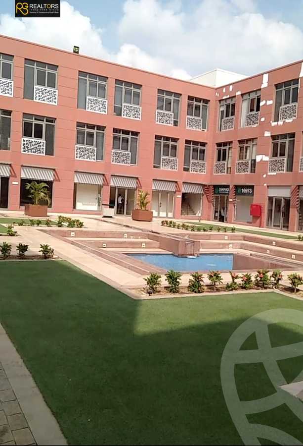 https://aqarmap.com.eg/ar/listing/4310286-for-sale-cairo-el-sheikh-zayed-city-compounds-in-sheikh-zayed-the-courtyard