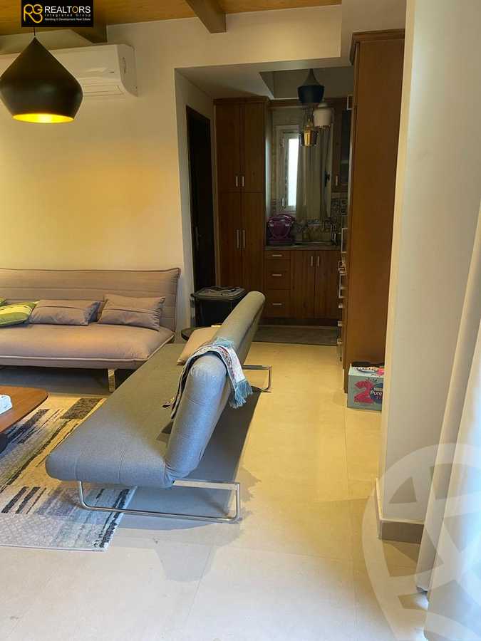 https://aqarmap.com.eg/ar/listing/4318130-for-sale-cairo-el-sheikh-zayed-city-compounds-in-sheikh-zayed-beverly-hills