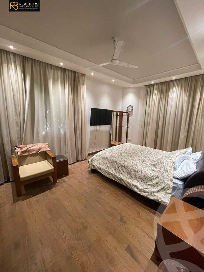 https://aqarmap.com.eg/ar/listing/4318130-for-sale-cairo-el-sheikh-zayed-city-compounds-in-sheikh-zayed-beverly-hills