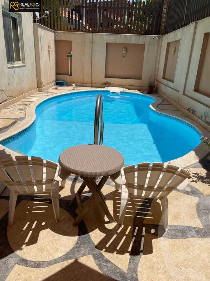 https://aqarmap.com.eg/ar/listing/4318132-for-sale-cairo-el-sheikh-zayed-city-compounds-in-sheikh-zayed-beverly-hills