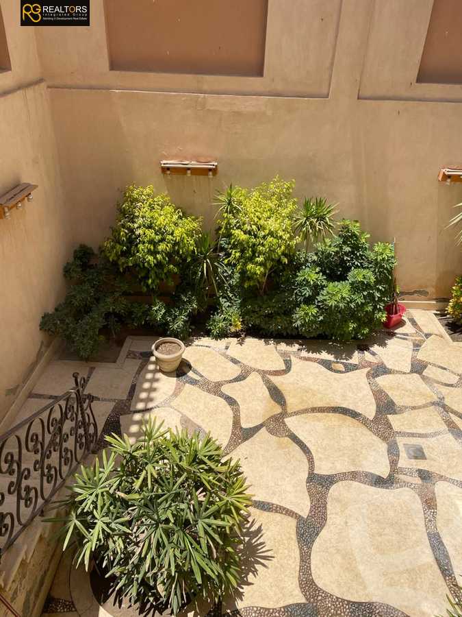 https://aqarmap.com.eg/ar/listing/4318132-for-sale-cairo-el-sheikh-zayed-city-compounds-in-sheikh-zayed-beverly-hills