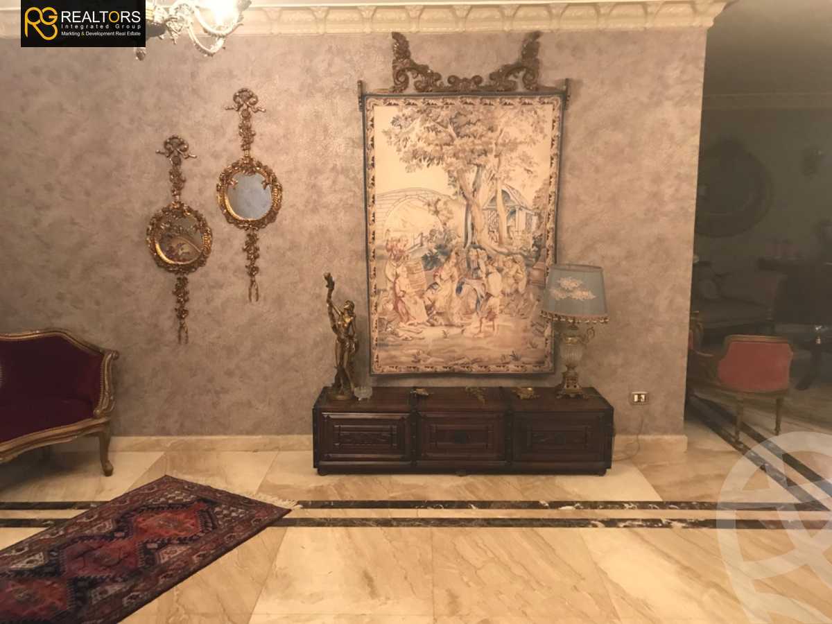 https://aqarmap.com.eg/ar/listing/4318418-for-sale-cairo-el-sheikh-zayed-city-compounds-in-sheikh-zayed-royal-city