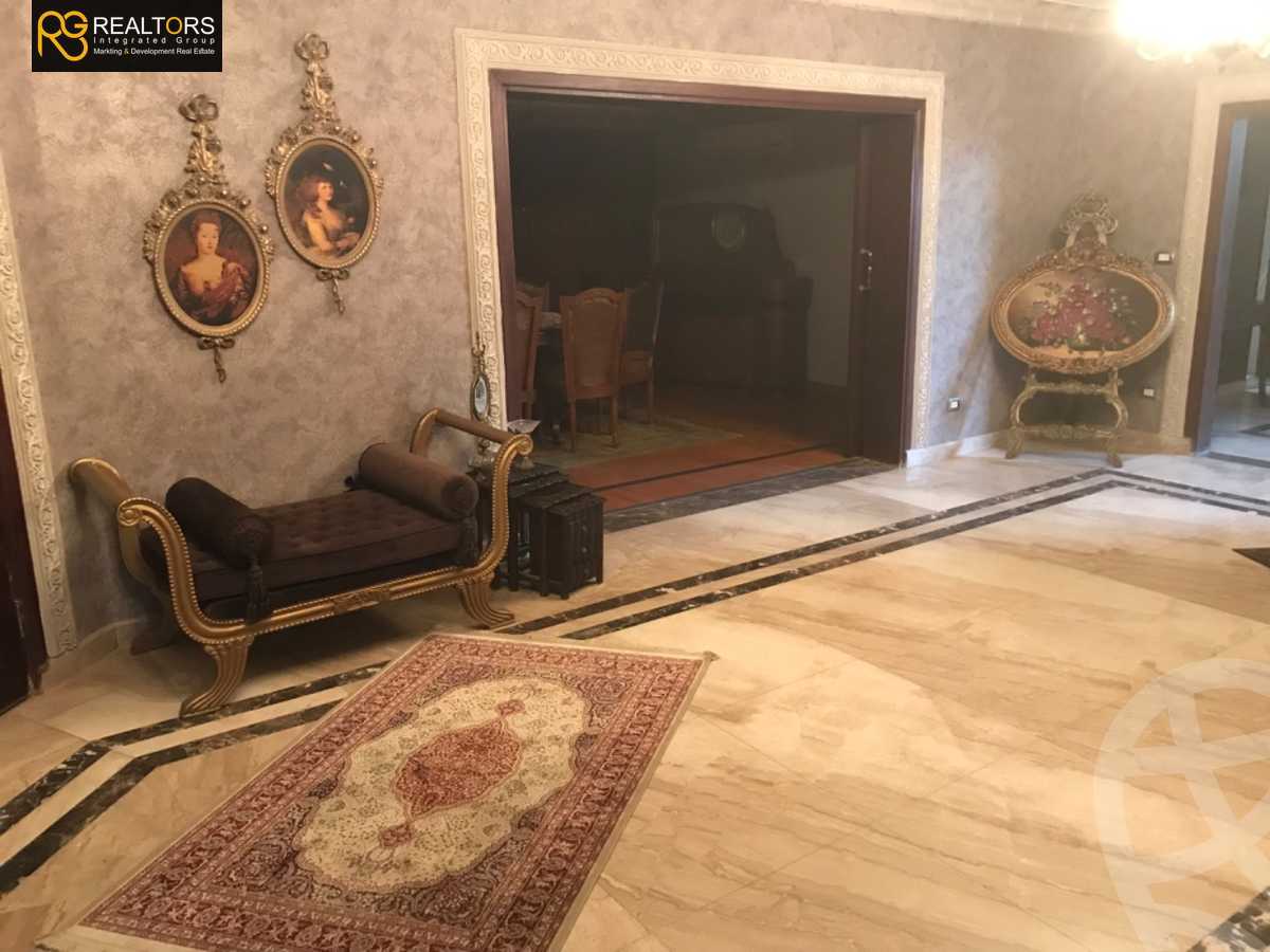 https://aqarmap.com.eg/ar/listing/4318418-for-sale-cairo-el-sheikh-zayed-city-compounds-in-sheikh-zayed-royal-city