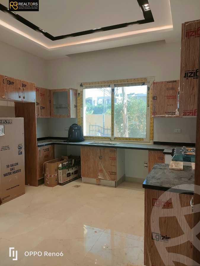 https://aqarmap.com.eg/en/listing/4318428-for-rent-cairo-el-sheikh-zayed-city-compounds-in-sheikh-zayed-royal-meadows