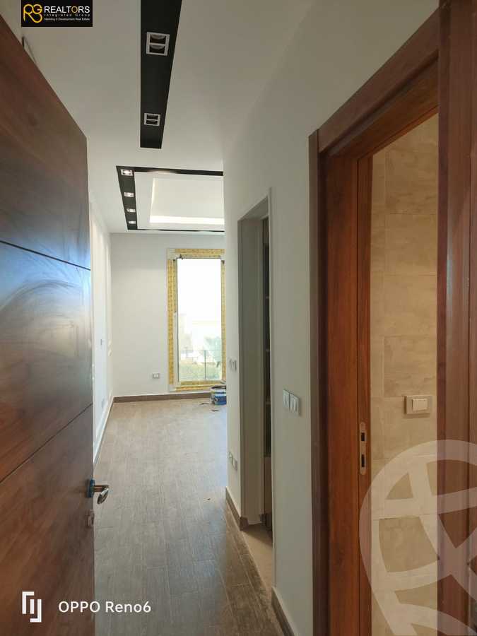 https://aqarmap.com.eg/en/listing/4318428-for-rent-cairo-el-sheikh-zayed-city-compounds-in-sheikh-zayed-royal-meadows